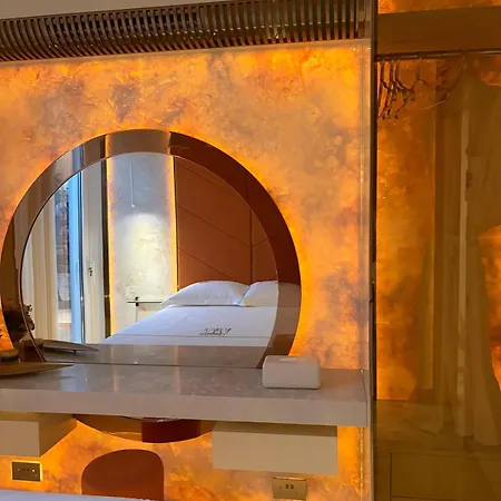 Larimar Luxury Seafront With Jacuzzi Appartamento *